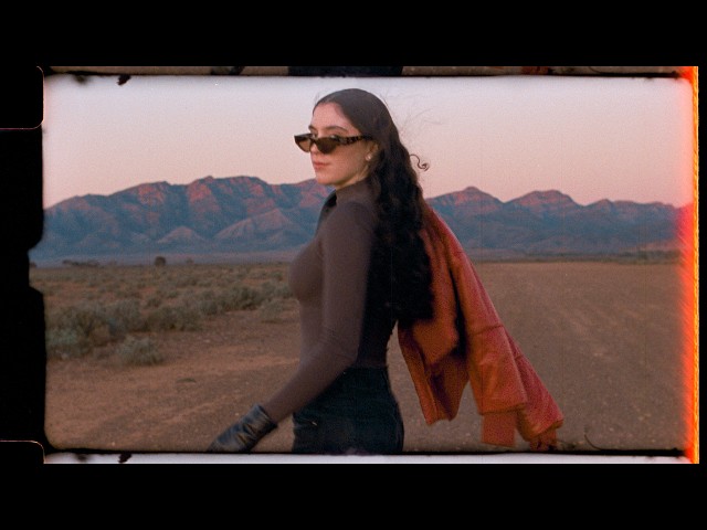 I 3D printed this MOVIE CAMERA from scratch